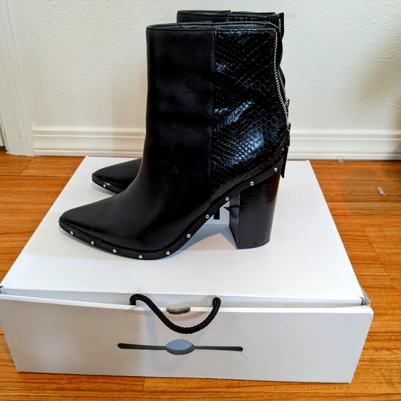 Snakeskin Heeled Booties - Picture 3 of 4